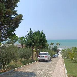 Plazhi Gjeneralit - Small - - - - Kavaje